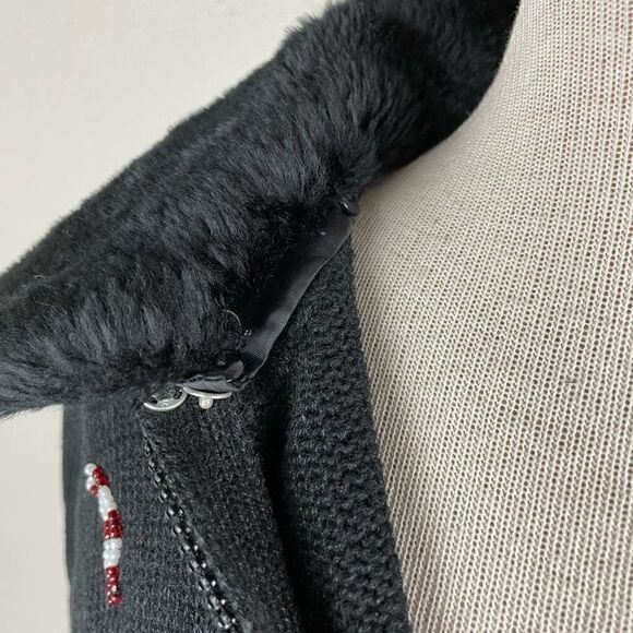 Tiara International Santa Claus Full Zip Christmas Sweater Vest Size S EUC - Picture 7 of 8